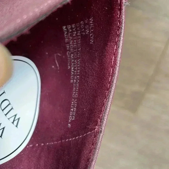 [9.5W]London Fog Willow Burgundy Block Heel wide Fit Loafer  Pump - Picture 7 of 7